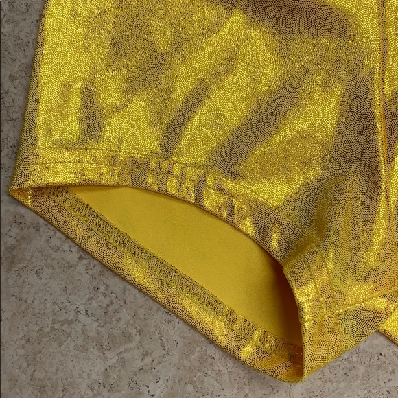 DETAILS DANCEWEAR shorts glittery vibrant yellow - Picture 2 of 5